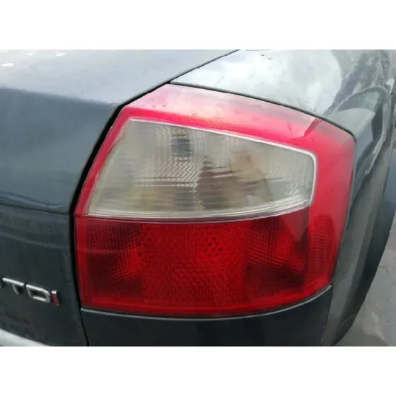 AUDI A4 BERLINA (8E) '2002 1.9 TDI (96KW) GRIS OSCURO