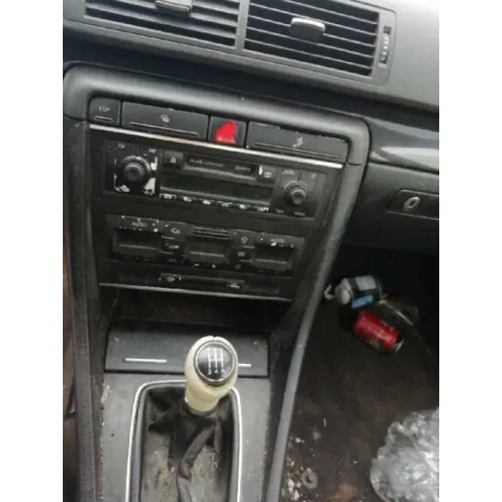 AUDI A4 BERLINA (8E) '2002 1.9 TDI (96KW) GRIS OSCURO