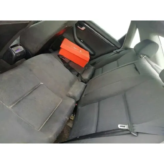 AUDI A4 BERLINA (8E) '2002 1.9 TDI (96KW) GRIS OSCURO
