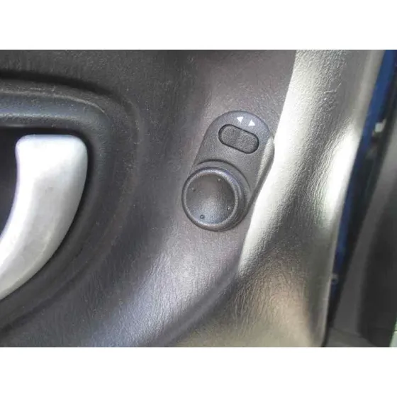 OPEL AGILA '2003 COSMO AZUL