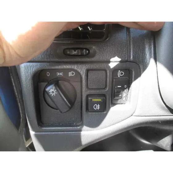 OPEL AGILA '2003 COSMO AZUL