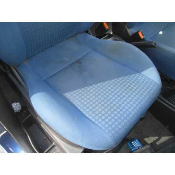 OPEL AGILA '2003 COSMO AZUL