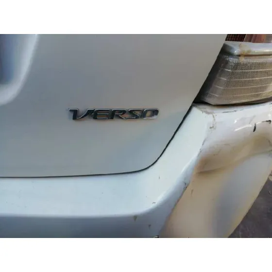TOYOTA VERSO '2010 ACTIVE BLANCO