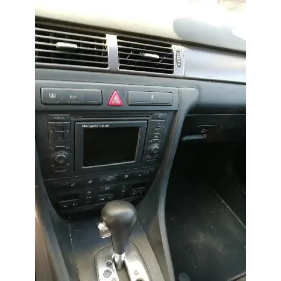 AUDI A6 BERLINA (4B2) '2003 2.5 TDI AZUL