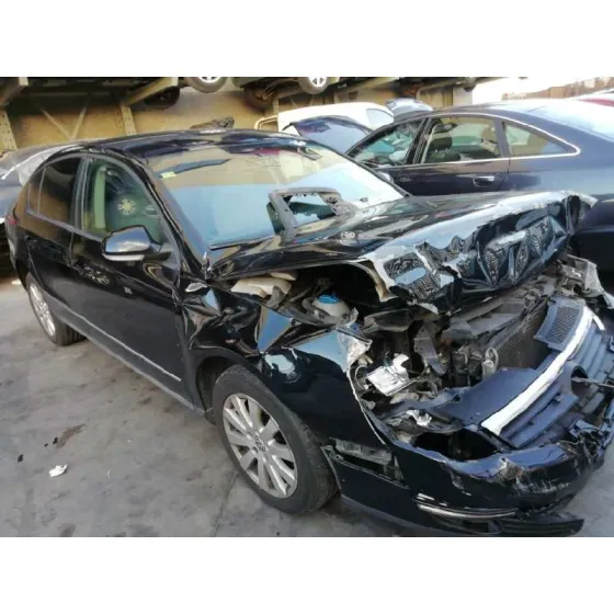 VOLKSWAGEN PASSAT BERLINA (3C2) '2005 ADVANCE GRIS