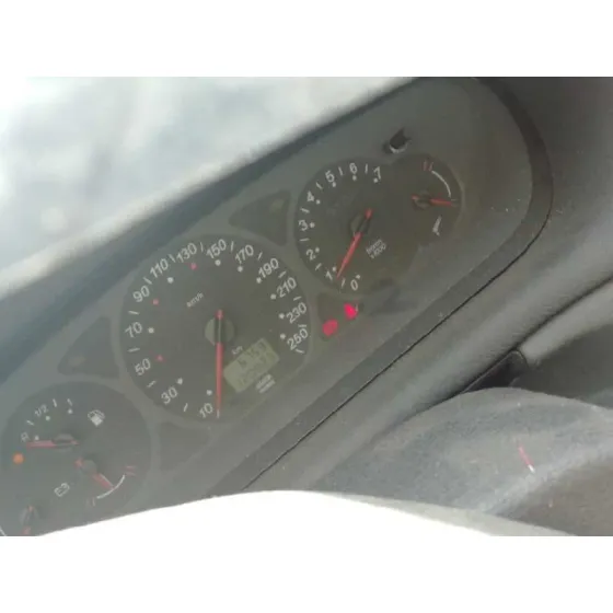 CITROEN C5 BERLINA '2003 2.0 HDI MAGIC GRIS
