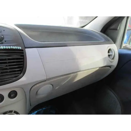 FIAT PUNTO BERLINA (188) '2005 1.2 8V ACTIVE AZUL