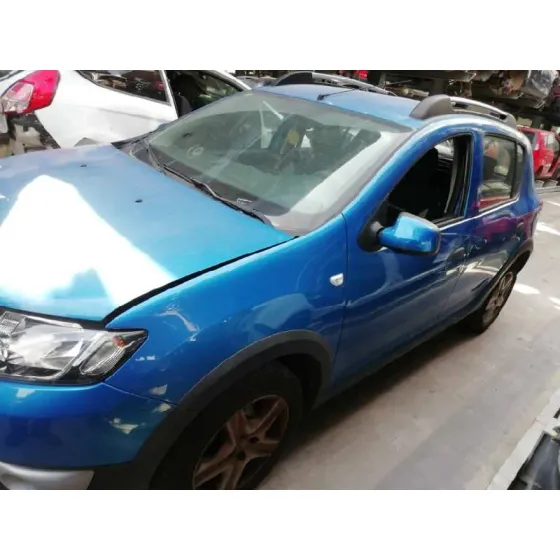 DACIA SANDERO '2015 STEPWAY AZUL