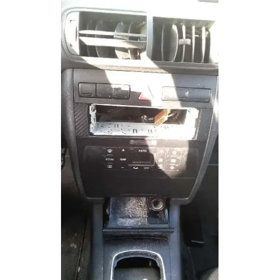 AUDI A3 (8L) '2001 1.9 TDI AMBITION PLATA