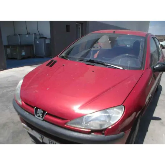 PEUGEOT 206 BERLINA '2001 XR ROJO