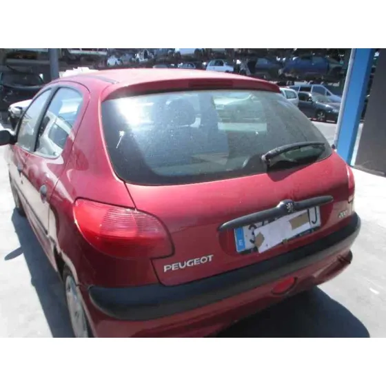 PEUGEOT 206 BERLINA '2001 XR ROJO