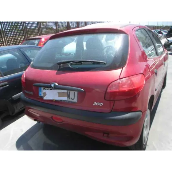 PEUGEOT 206 BERLINA '2001 XR ROJO