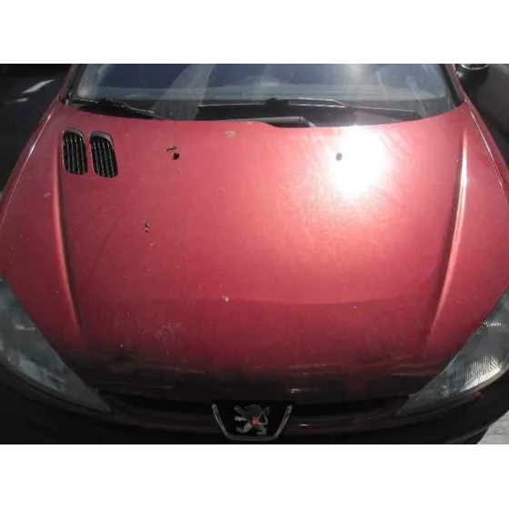 PEUGEOT 206 BERLINA '2001 XR ROJO