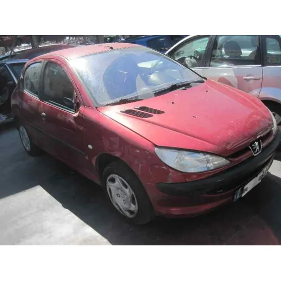 PEUGEOT 206 BERLINA '2001 XR ROJO