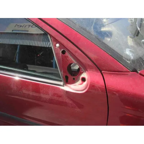PEUGEOT 206 BERLINA '2001 XR ROJO