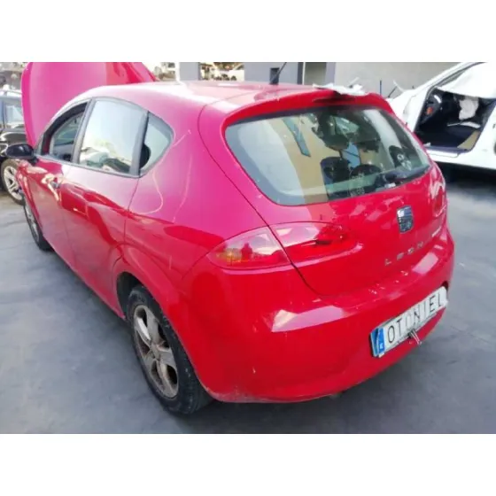 SEAT LEON (1P1) '2008 REFERENCE ECOMOTIVE ROJO