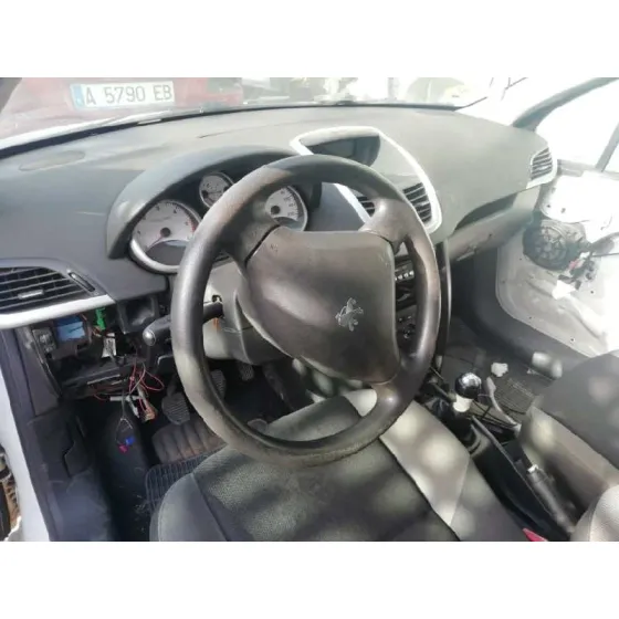 PEUGEOT 207 '2007 CONFORT BLANCO