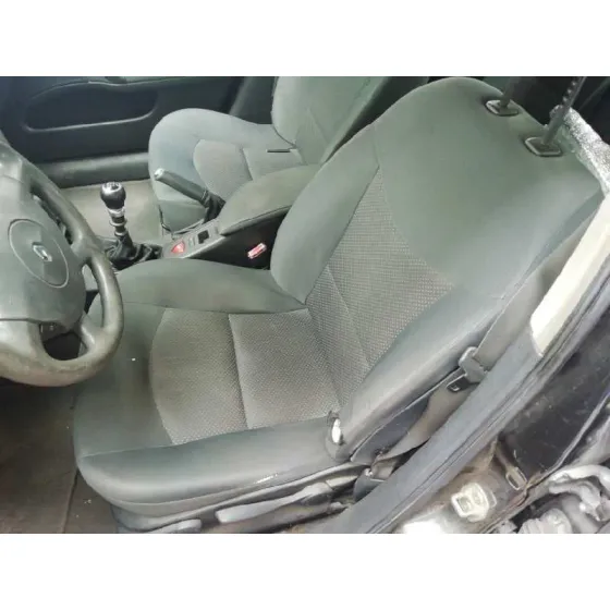 RENAULT LAGUNA II (BG0) '2005 DYNAMIQUE NEGRO