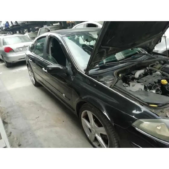 RENAULT LAGUNA II (BG0) '2005 DYNAMIQUE NEGRO