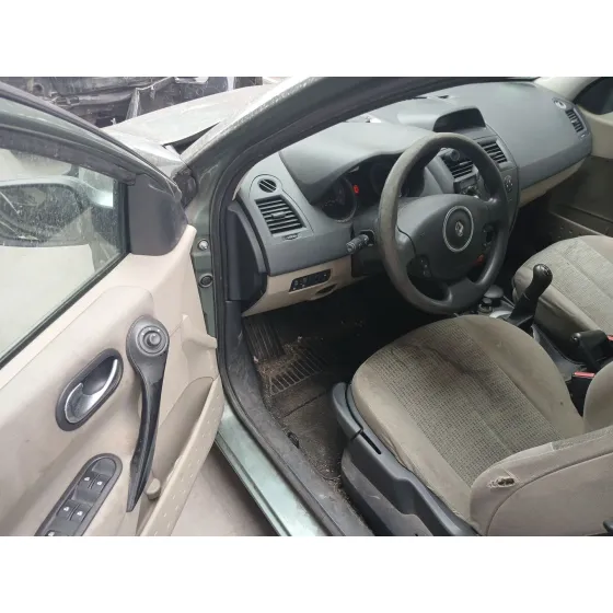Renault MEGANE II (BM0/1_, CM0/1_) 2002