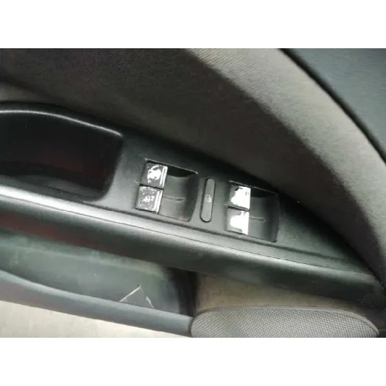SEAT ALTEA (5P1) '2005 2.0 TDI ROJO
