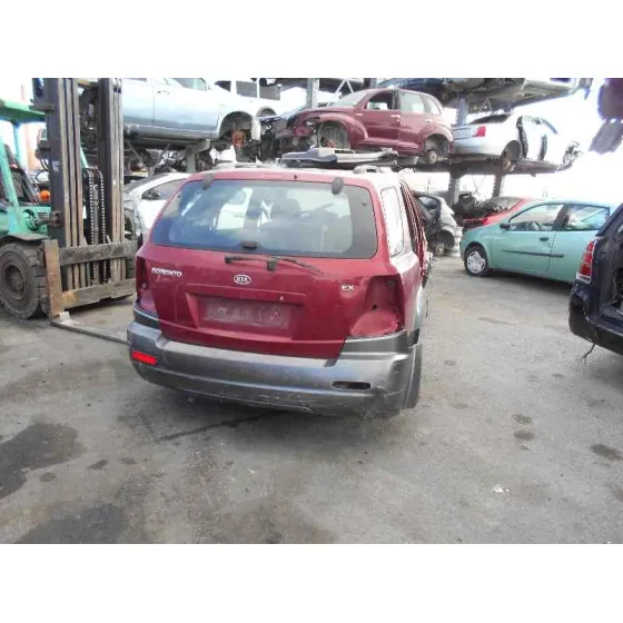 KIA SORENTO '2003 2.4 16V CAT ROJO
