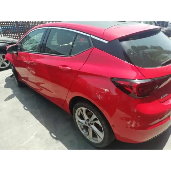 OPEL ASTRA K LIM. 5TÜRIG '2016 DYNAMIC START/STOP ROJO