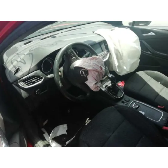OPEL ASTRA K LIM. 5TÜRIG '2016 DYNAMIC START/STOP ROJO