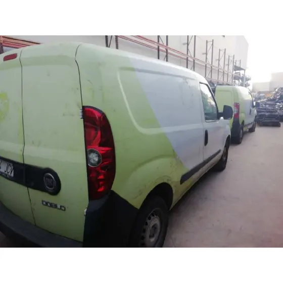FIAT DOBLO CARGO '2015 1.3 16V JTD CAT VERDE/BLANCO