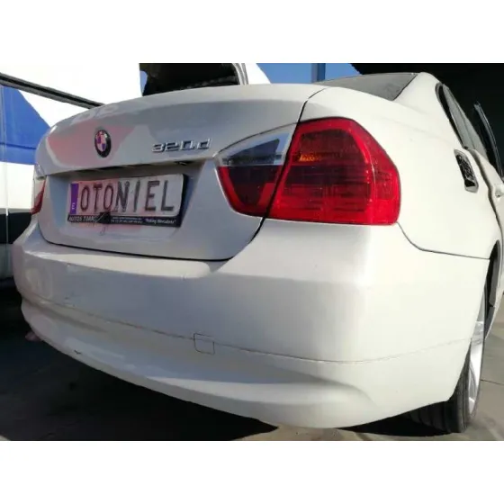 BMW SERIE 3 BERLINA (E90) '2007 320D BLANCO