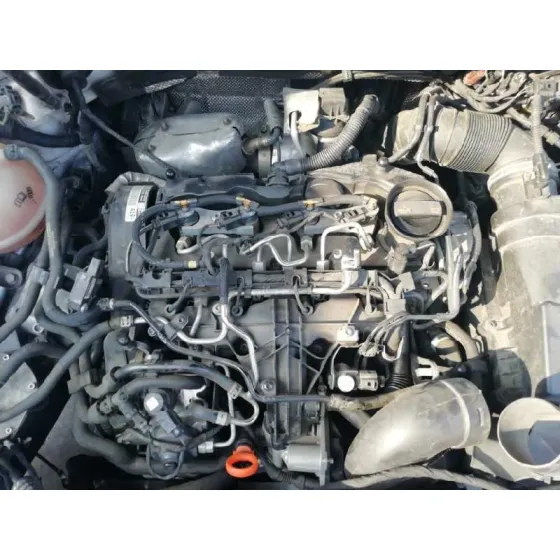 VOLKSWAGEN PASSAT LIM. (362) '2013 ADVANCE BLUEMOTION BLANCO