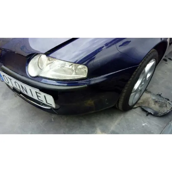 ALFA ROMEO 147 (190) '2003 1.9 JTD 16V DISTINCTIVE AZUL