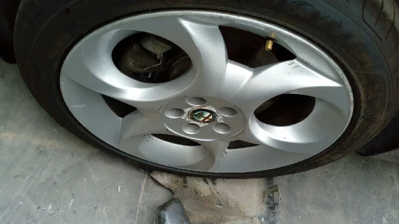 ALFA ROMEO 147 (190) '2003 1.9 JTD 16V DISTINCTIVE AZUL