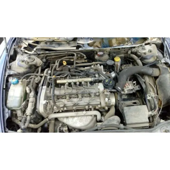 ALFA ROMEO 147 (190) '2003 1.9 JTD 16V DISTINCTIVE AZUL