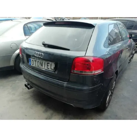 AUDI A3 (8P) '2008 2.0 TDI S LINE (103KW) GRIS