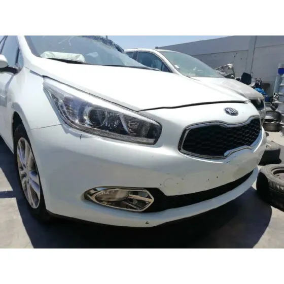 KIA CEE'D '2015 1.4 CRDI CAT BLANCO