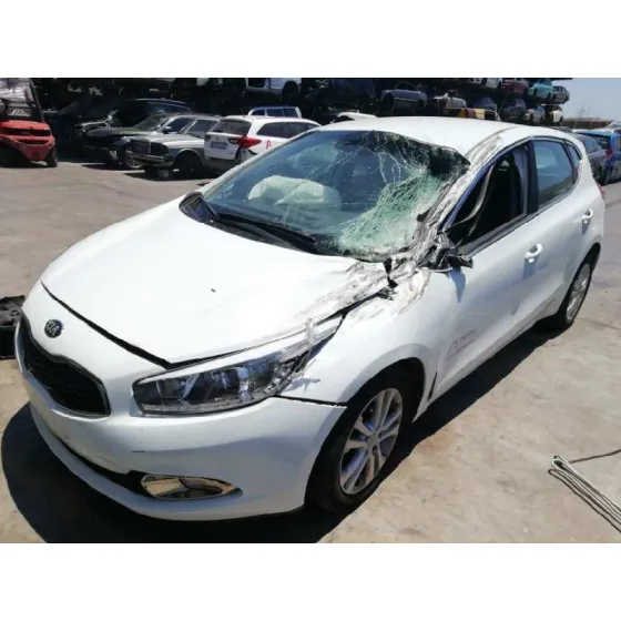 KIA CEE'D '2015 1.4 CRDI CAT BLANCO