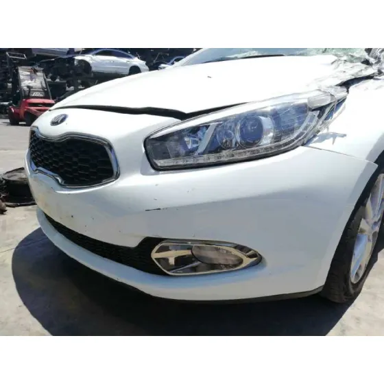 KIA CEE'D '2015 1.4 CRDI CAT BLANCO