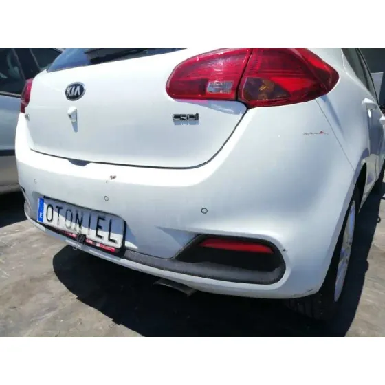 KIA CEE'D '2015 1.4 CRDI CAT BLANCO
