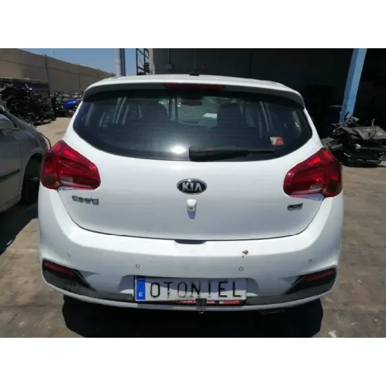 KIA CEE'D '2015 1.4 CRDI CAT BLANCO