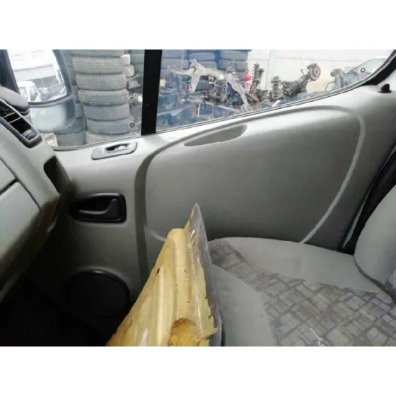 OPEL VIVARO '2006 1.9 CDTI CAT (F9Q-760 / L08) BLANCO