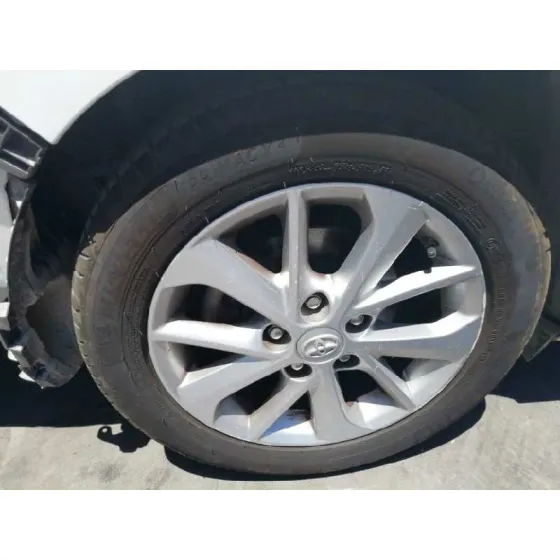 TOYOTA AURIS '2014 2.0 D-4D CAT BLANCO