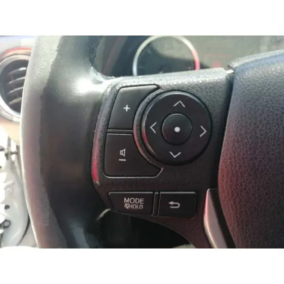 TOYOTA AURIS '2014 2.0 D-4D CAT BLANCO