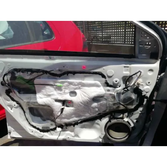 TOYOTA AURIS '2014 2.0 D-4D CAT BLANCO