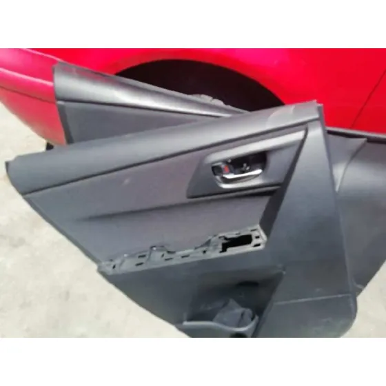 TOYOTA AURIS '2014 2.0 D-4D CAT BLANCO