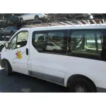 RENAULT TRAFIC COMBI (AB 4.01) RENAULT TRAFIC COMBI (AB 4.01) '2004 PASSENGER PRIVILEGE BLANCO 0