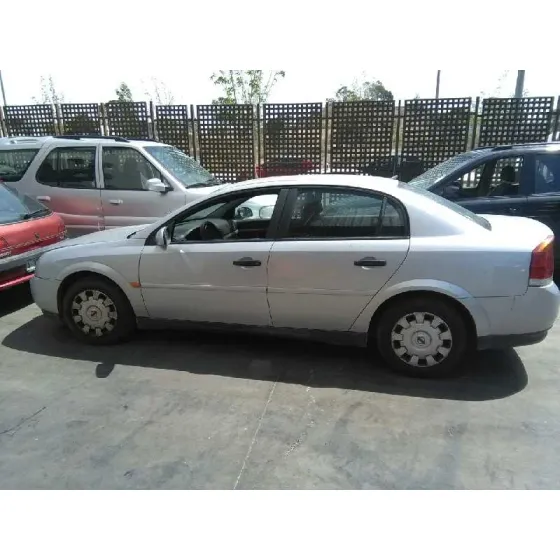 OPEL VECTRA C BERLINA '2003 COMFORT PLATA