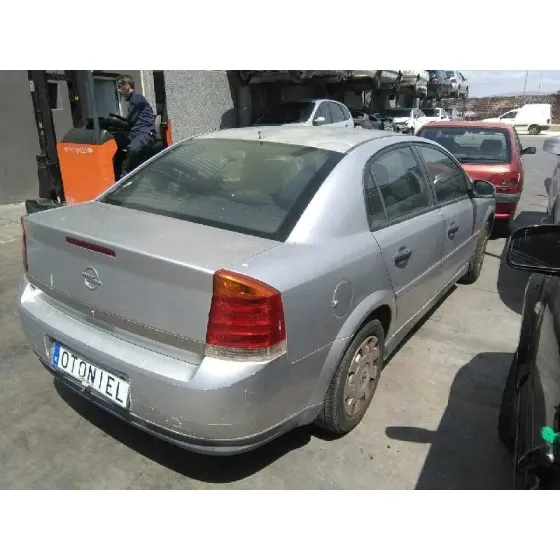 OPEL VECTRA C BERLINA '2003 COMFORT PLATA