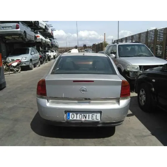 OPEL VECTRA C BERLINA '2003 COMFORT PLATA