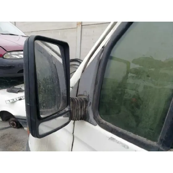 IVECO DAILY CAJA CERRADA (2006 =>) '2006 2.3 DIESEL CAT BLANCO
